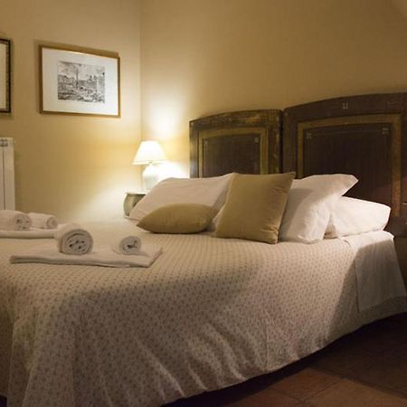 Agriturismo Scuderie Della Contea Sutri Bagian luar foto